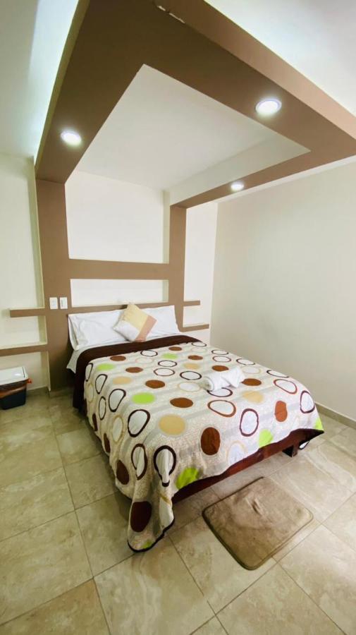 Hotel Caudillos Inn Emiliano Zapata  エクステリア 写真
